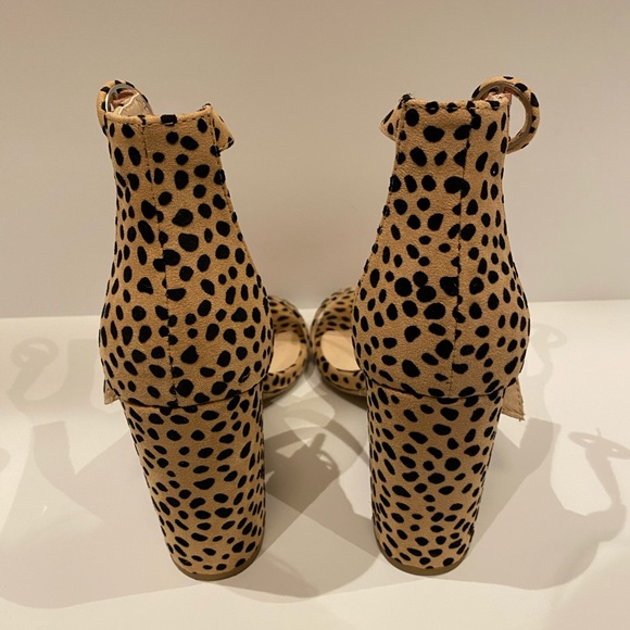 Leopard Block Heels - Picture 3 of 4